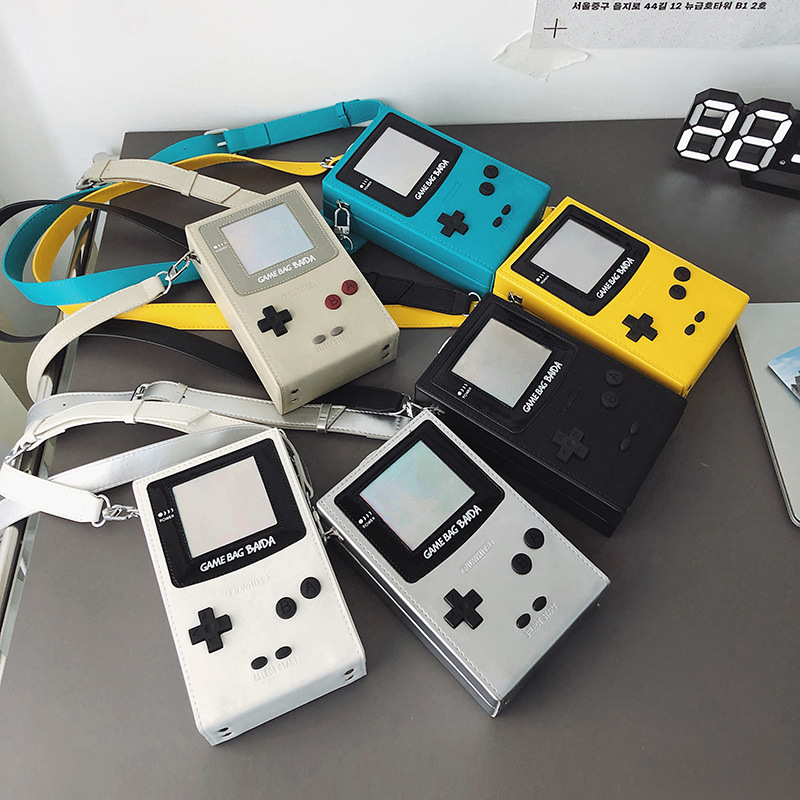 Borsa a tracolla mini a forma  - Retro Handheld Console recensione e prezzo