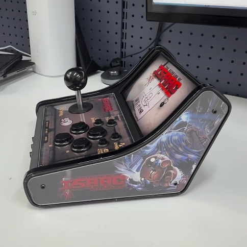Switch Arcade Stick & Dock - E - Retro Gaming Stick recensione e prezzo